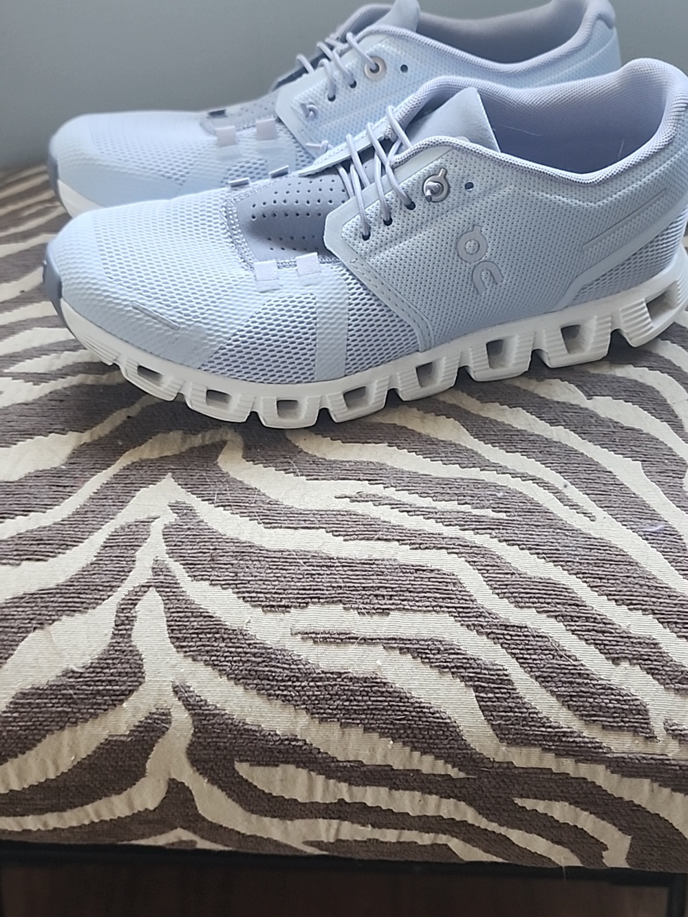 Ladies On Cloud 5 Size 8 - Picture 3 of 8